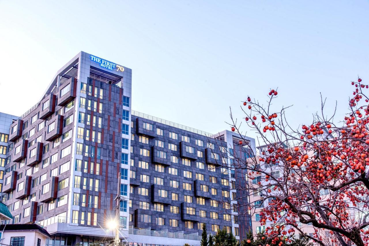 The First70 Hotel Согвипхо Экстерьер фото